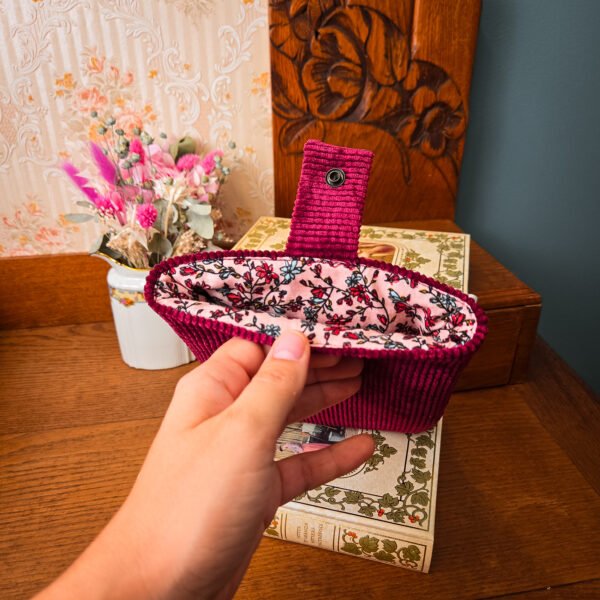 20250927_104305 Pochette à livre