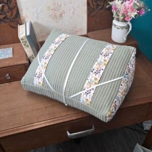 Coussin de lecture vert