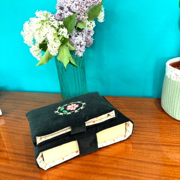 Pochette à livre Verte - Collection Médaillon